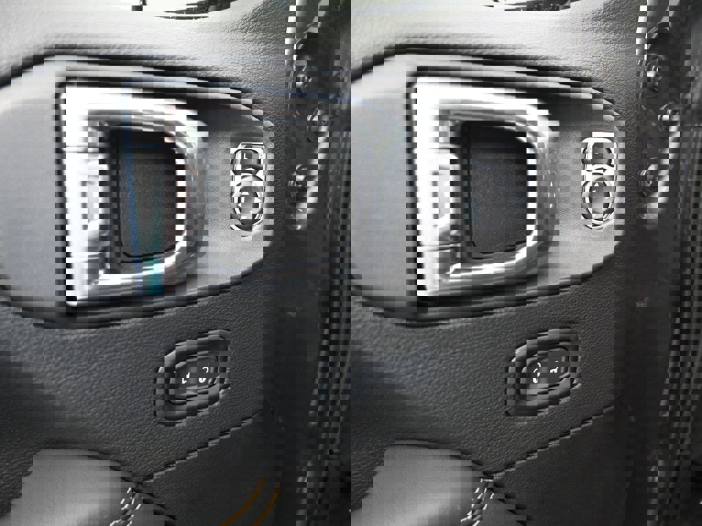 New 2025 Jeep Wrangler Unlimited Sahara w/ Technology Group image 11