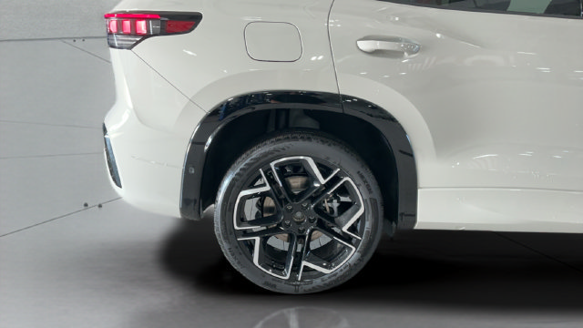 New 2026 Volkswagen Tiguan SEL R-Line AWD/4WD image 24
