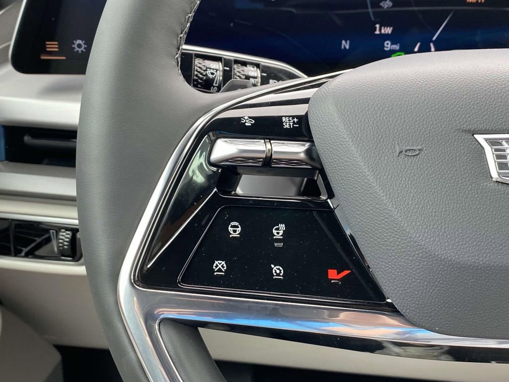 New 2026 Cadillac Vistiq Sport w/ LPO, Floor Liner Package image 21