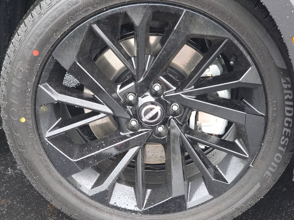 New 2026 Nissan Rogue SL AWD/4WD image 10
