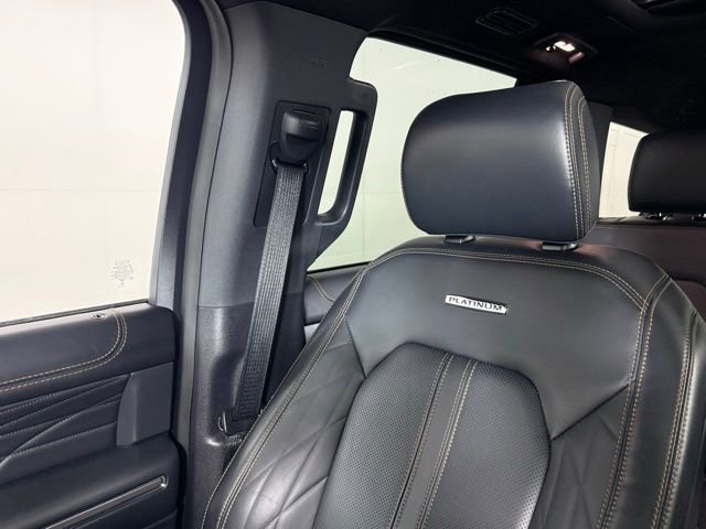 Used 2024 Ford Expedition Platinum image 21