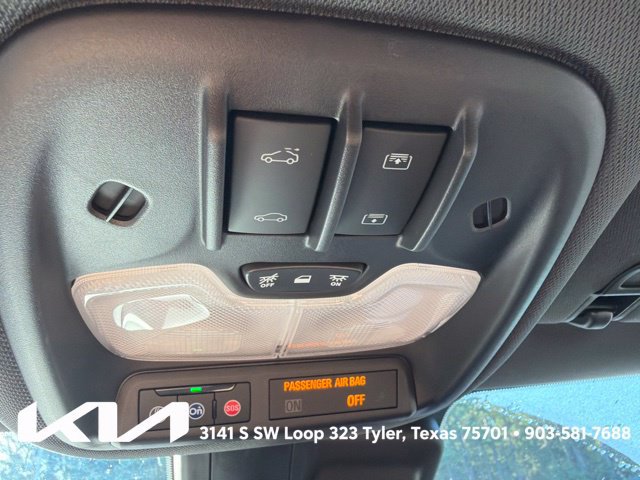 Used 2023 Chevrolet TrailBlazer RS w/ Sun and Liftgate Package FWD image 21