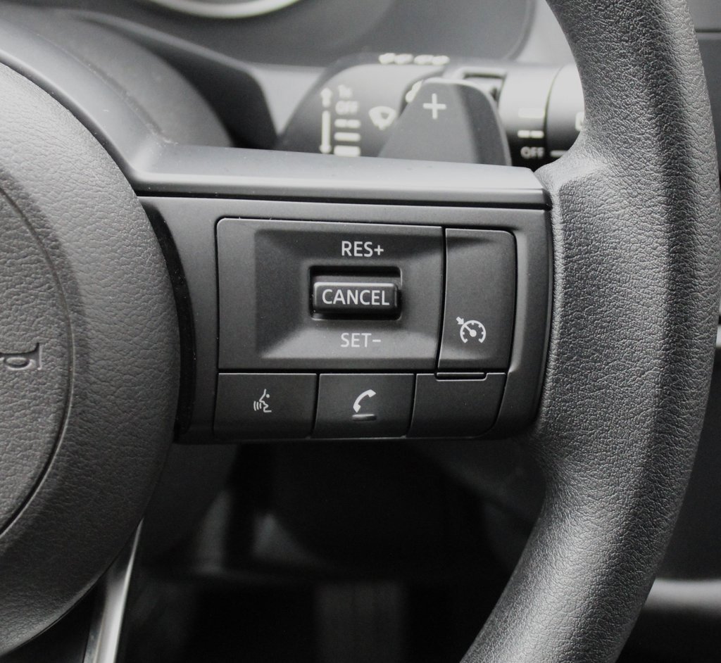 Certified 2024 Nissan Pathfinder S image 30