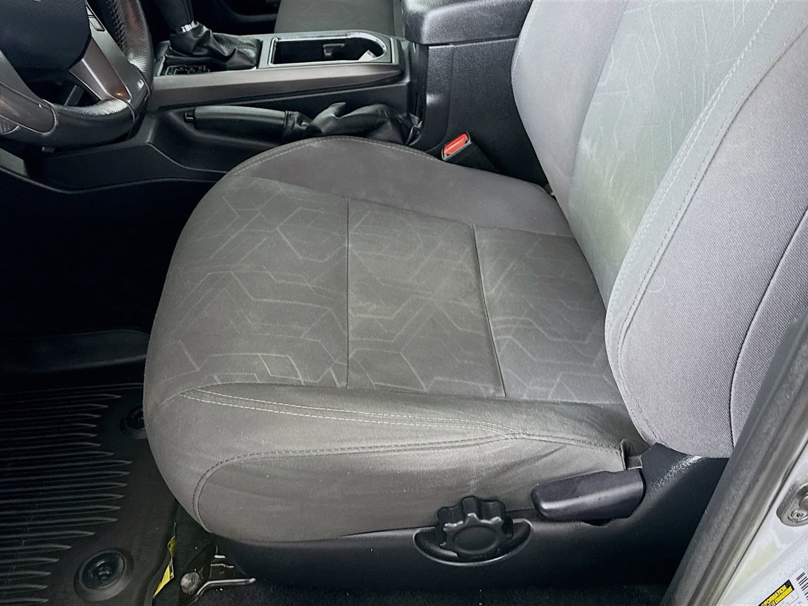 Certified 2019 Toyota Tacoma TRD Sport w/ Technology Package AWD/4WD image 16