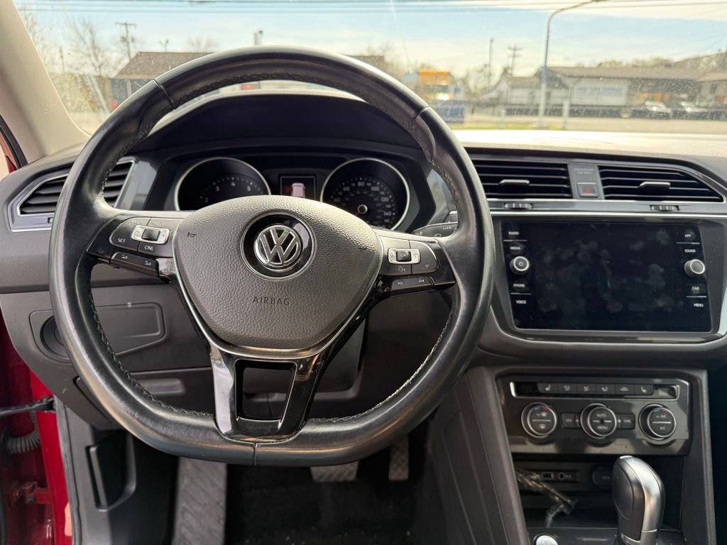 Used 2018 Volkswagen Tiguan SE image 8