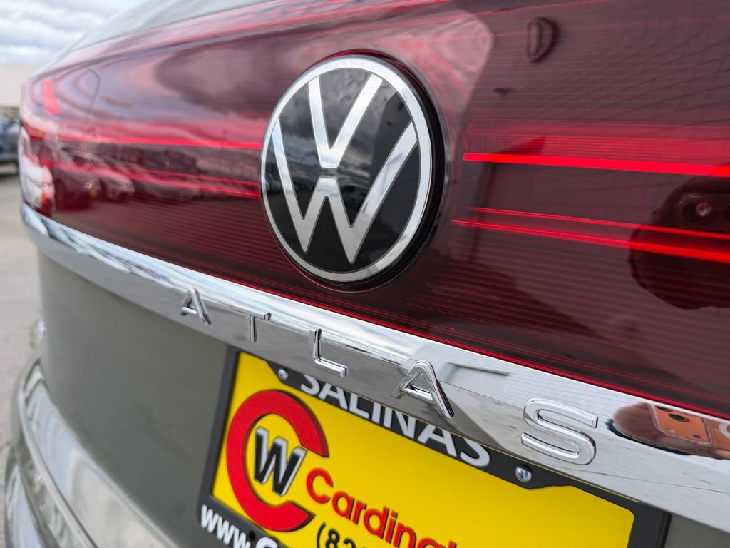 New 2026 Volkswagen Atlas Cross Sport SE image 14