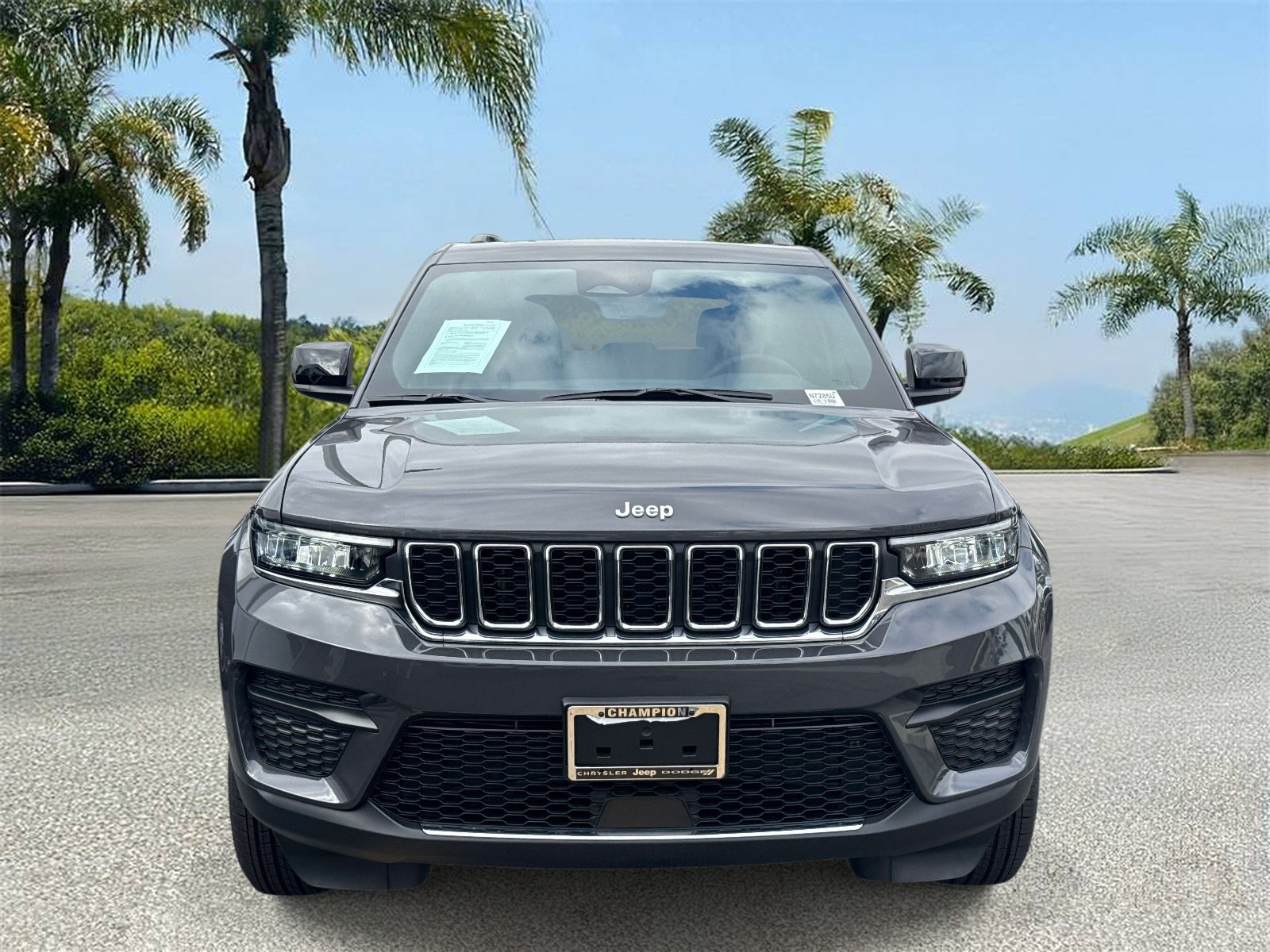 New 2026 Jeep Grand Cherokee Laredo X RWD image 2