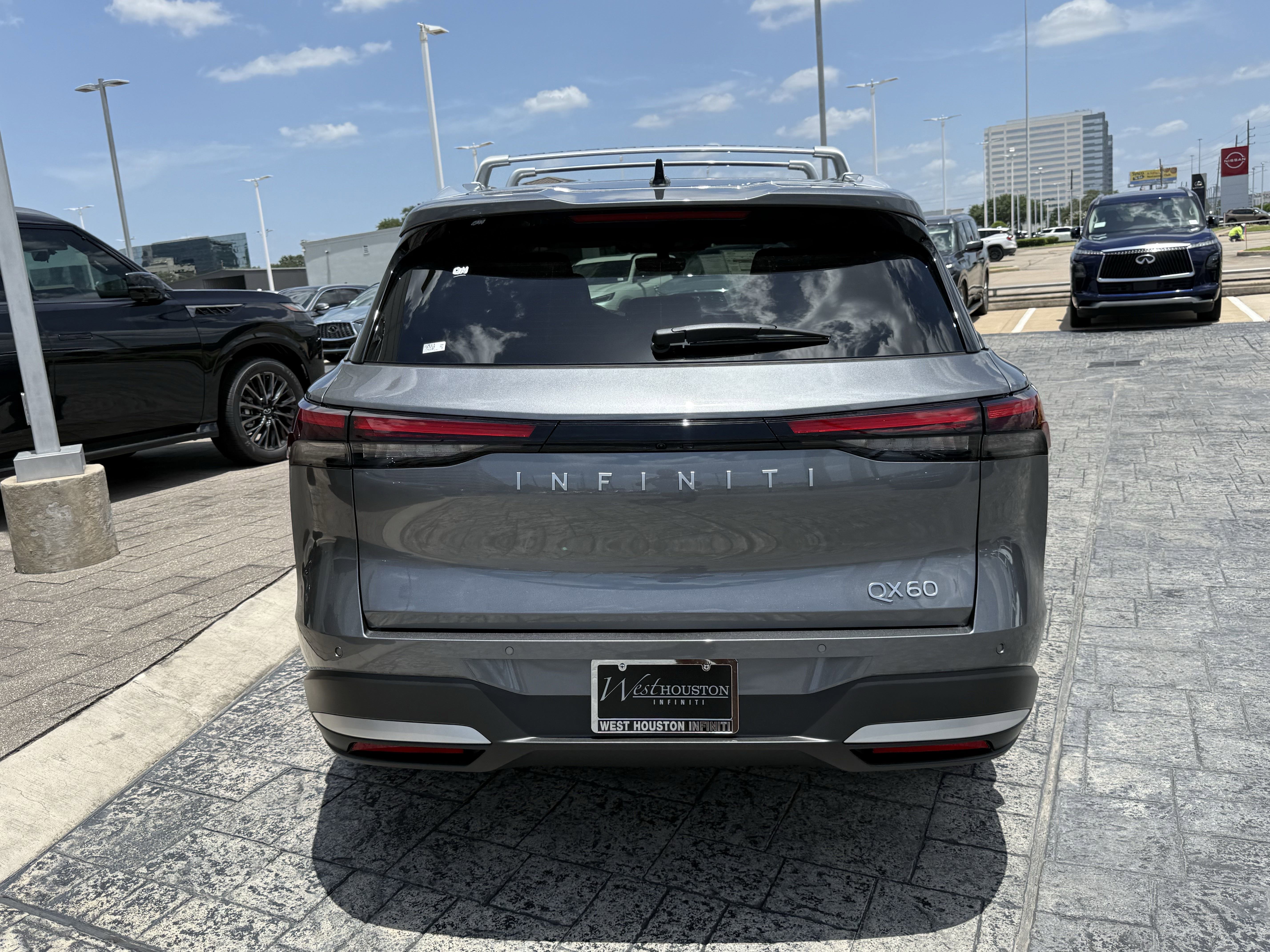 Certified 2026 INFINITI QX60 Luxe w/ Cargo Package image 6