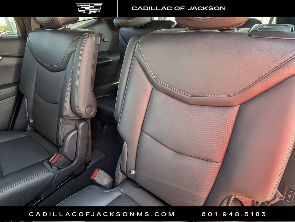 Certified 2025 Cadillac XT6 Premium Luxury image 28