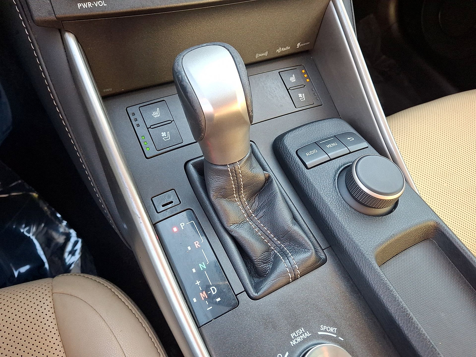 Used 2016 Lexus IS 300 AWD image 12