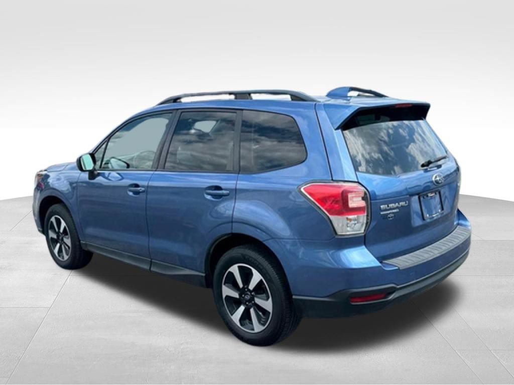 Used 2018 Subaru Forester 2.5i Premium AWD/4WD image 4