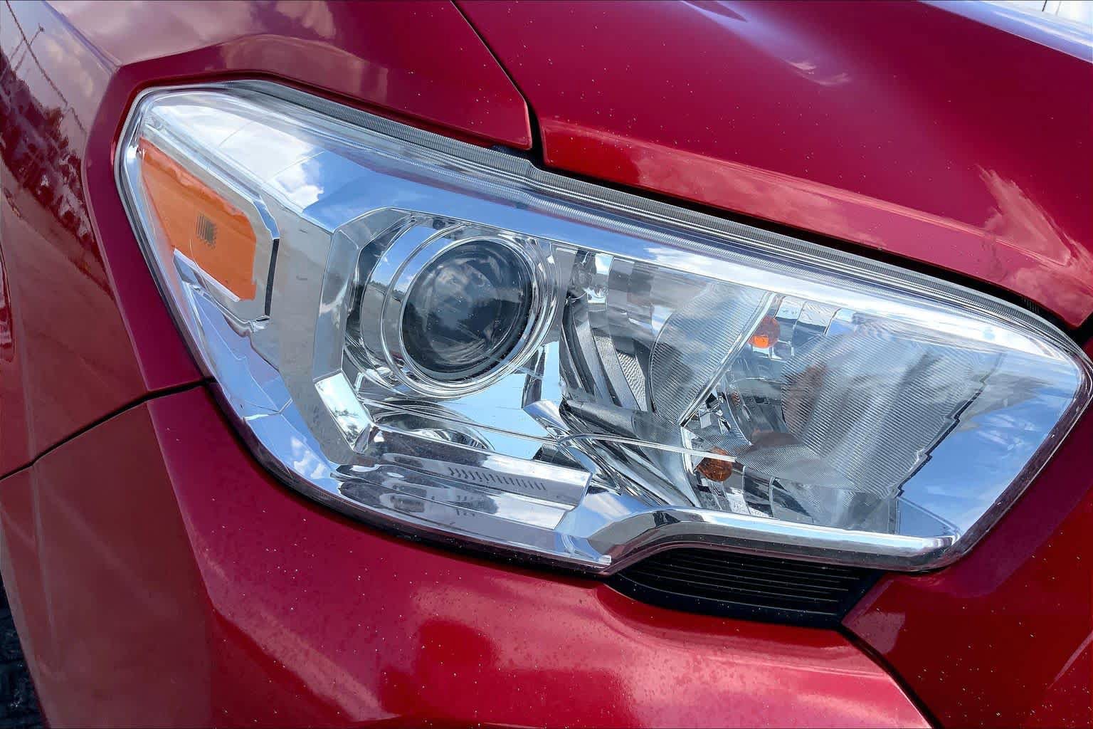 Used 2021 Toyota Tacoma SR w/ SR Convenience Package RWD image 26