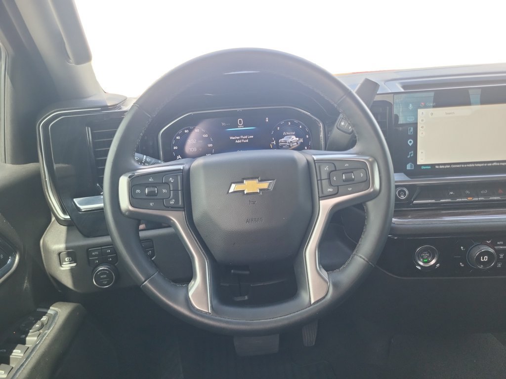 Used 2024 Chevrolet Silverado 1500 LT w/ Z71 Off-Road Package AWD/4WD image 13