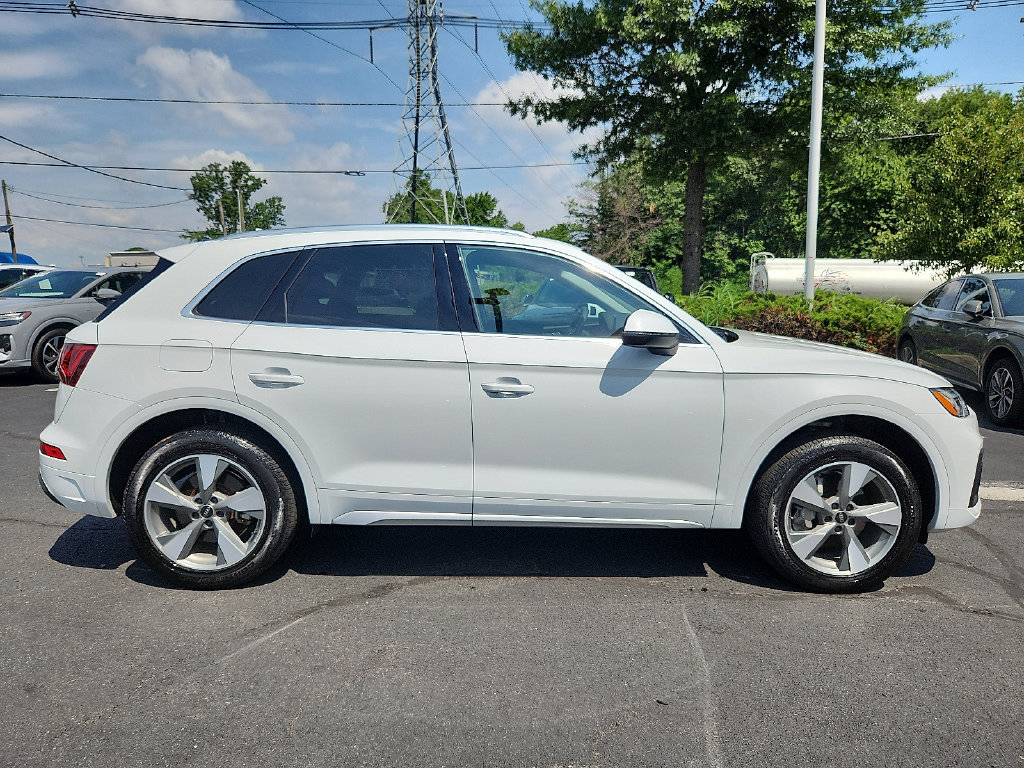 Used 2024 Audi Q5 2.0T Premium w/ Convenience Package AWD/4WD image 13