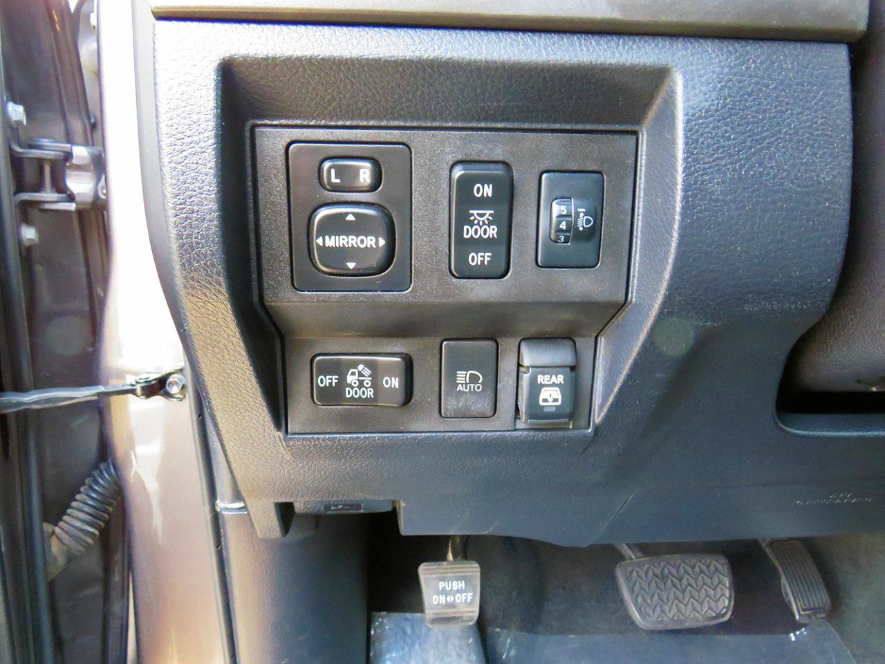 Used 2019 Toyota Tundra SR5 image 24