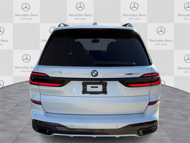 Used 2024 BMW X7 xDrive40i w/ Executive Package image 6