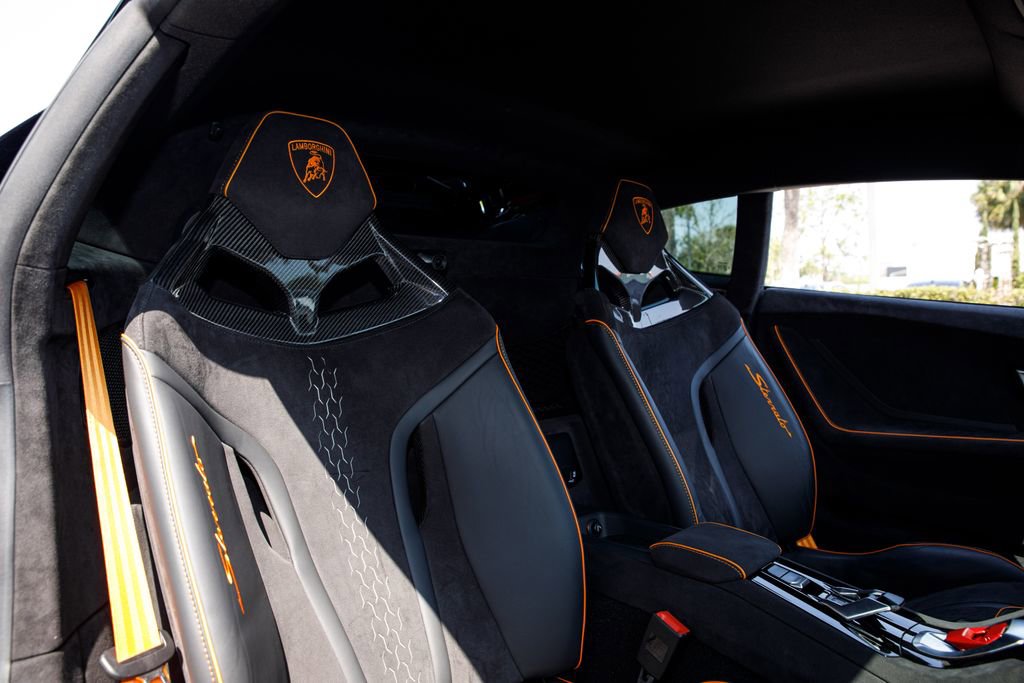 Used 2023 Lamborghini Huracan Sterrato image 44