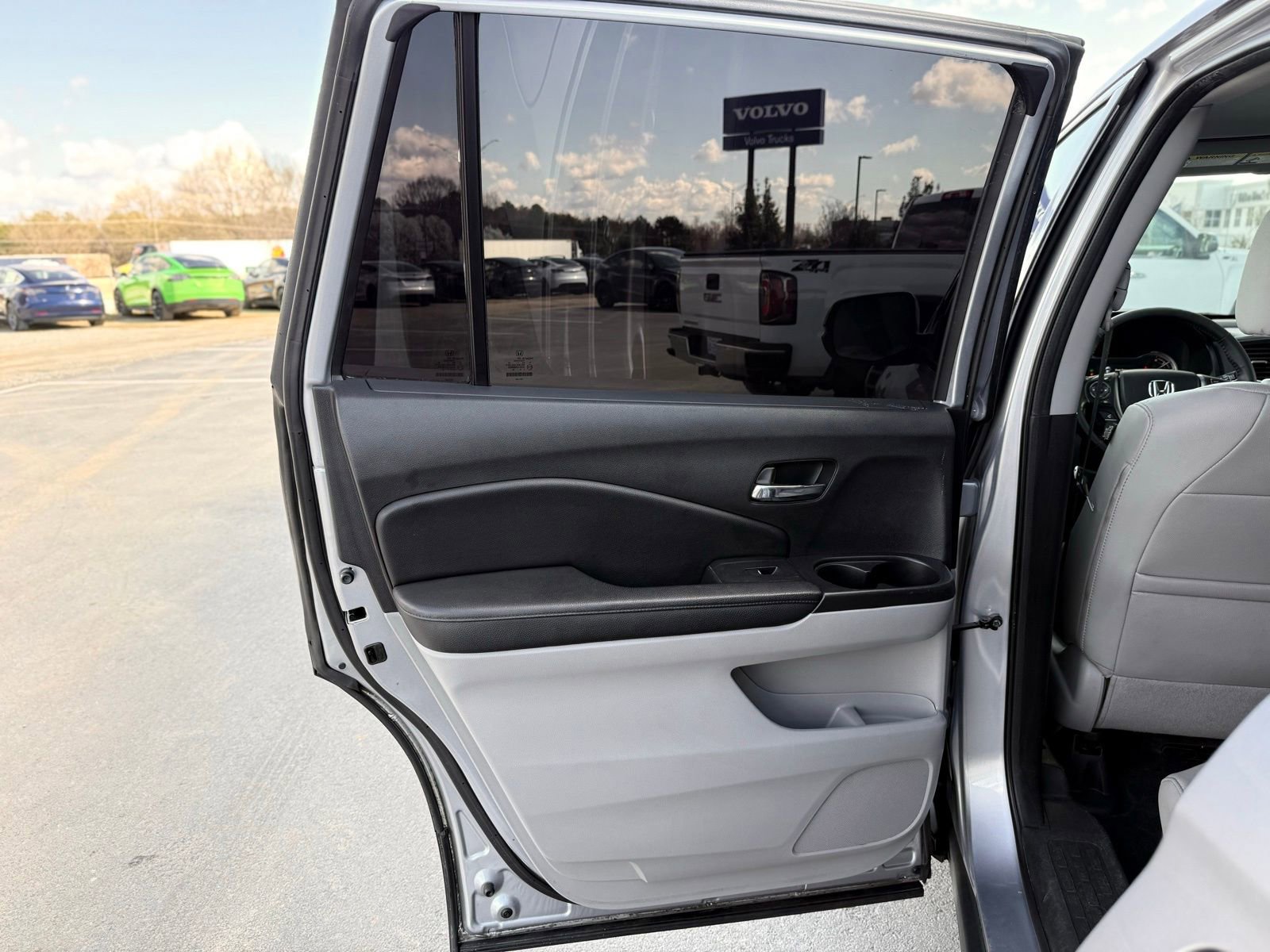 Used 2017 Honda Pilot EX-L image 18