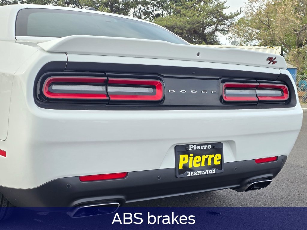Used 2021 Dodge Challenger R/T RWD image 8