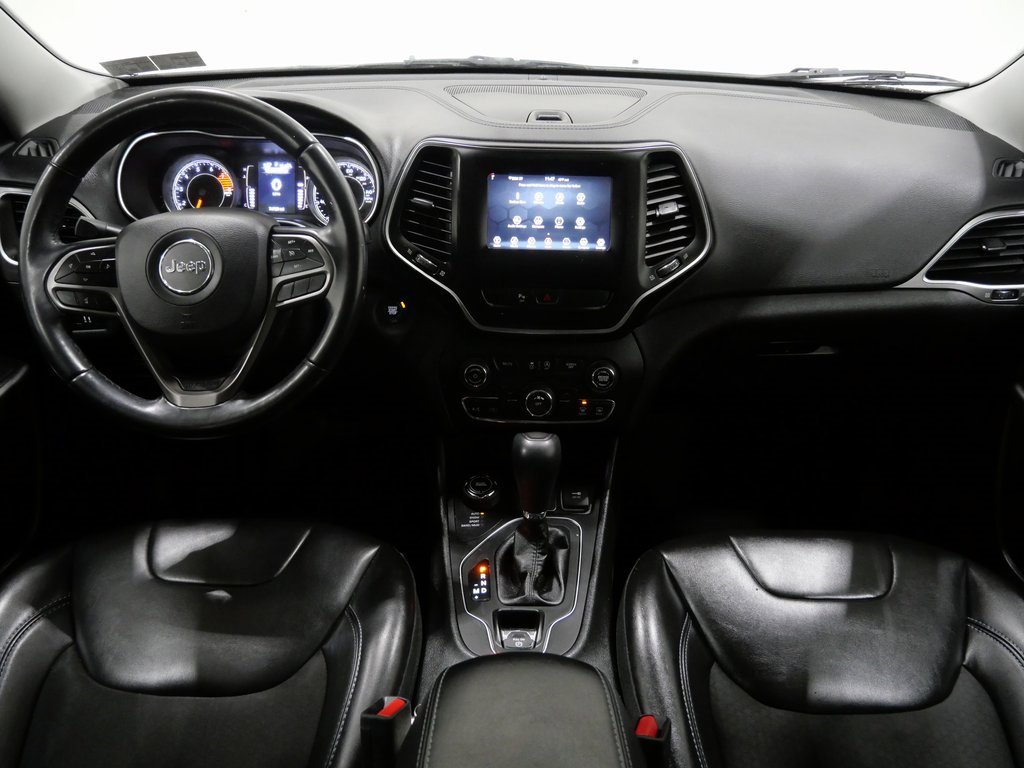 Used 2019 Jeep Cherokee Latitude Plus image 9