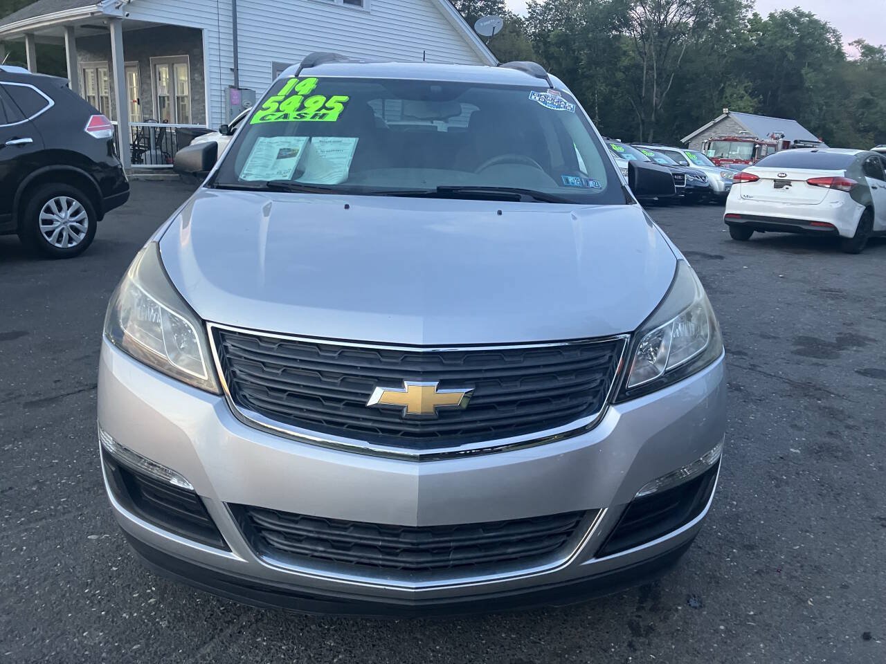 Used 2014 Chevrolet Traverse LS FWD image 4