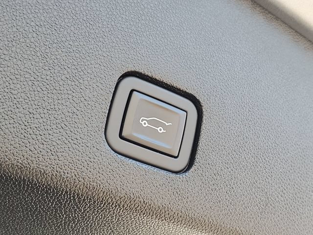 Used 2024 Cadillac XT6 Premium Luxury w/ LPO, Floor Liner Package AWD/4WD image 42