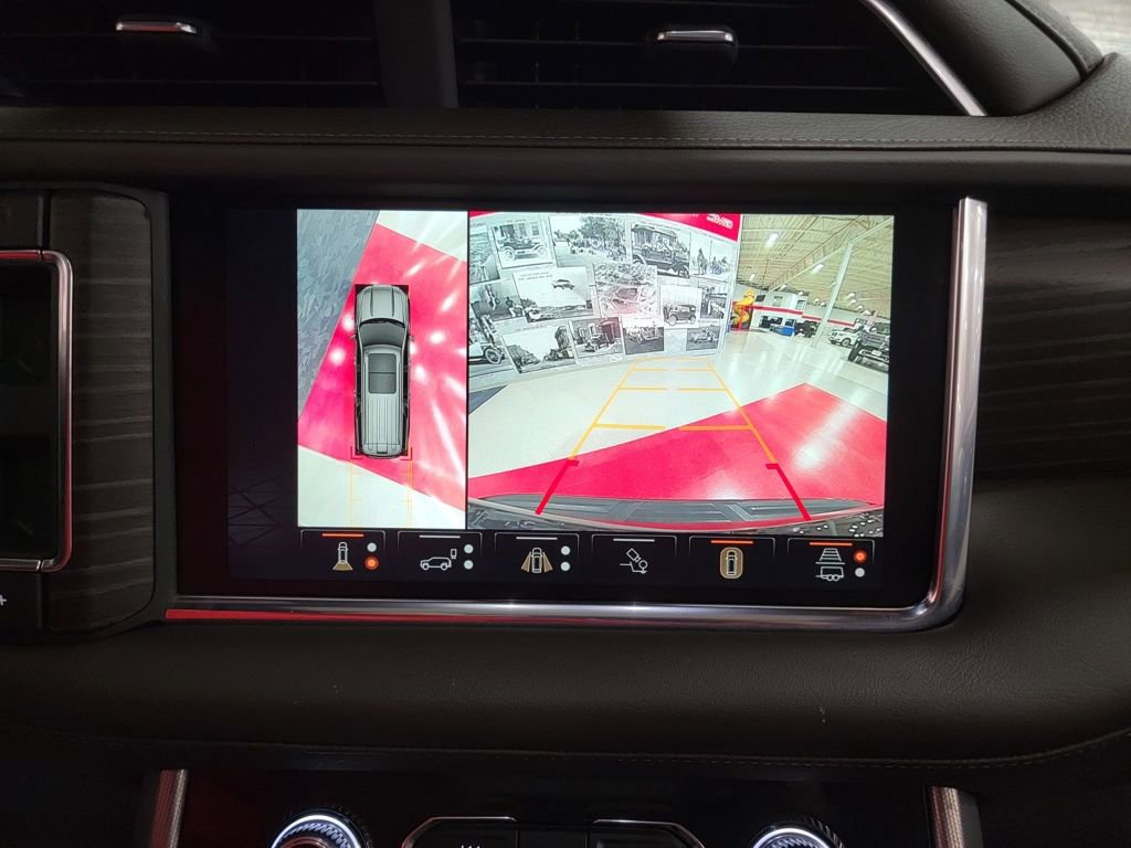 Certified 2024 GMC Yukon XL Denali w/ Denali Reserve Package image 30