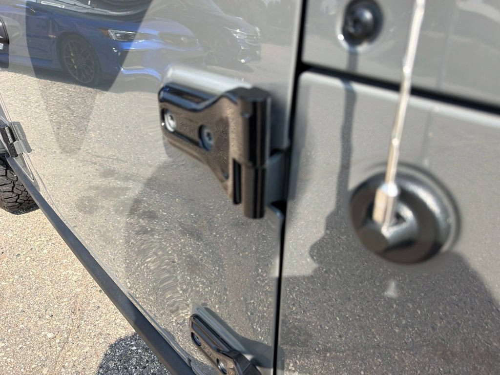 Used 2022 Jeep Wrangler Unlimited Sport AWD/4WD image 37