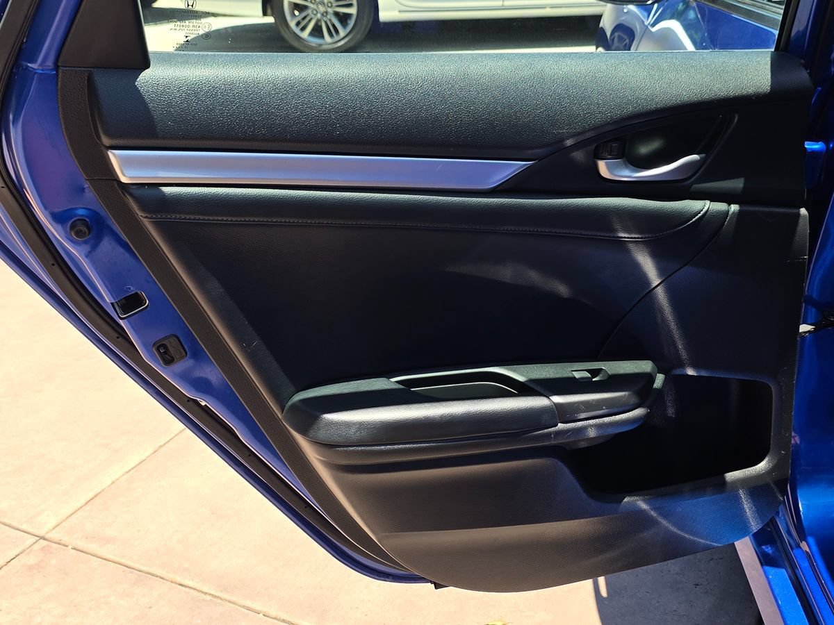 Used 2018 Honda Civic Touring image 25