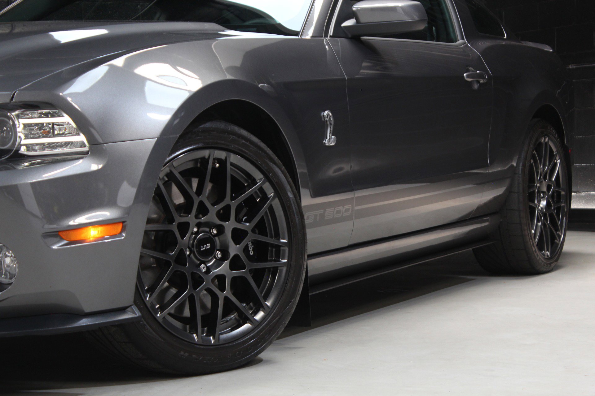 Used 2014 Ford Mustang Shelby GT500 w/ Equipment Group 821A RWD image 26