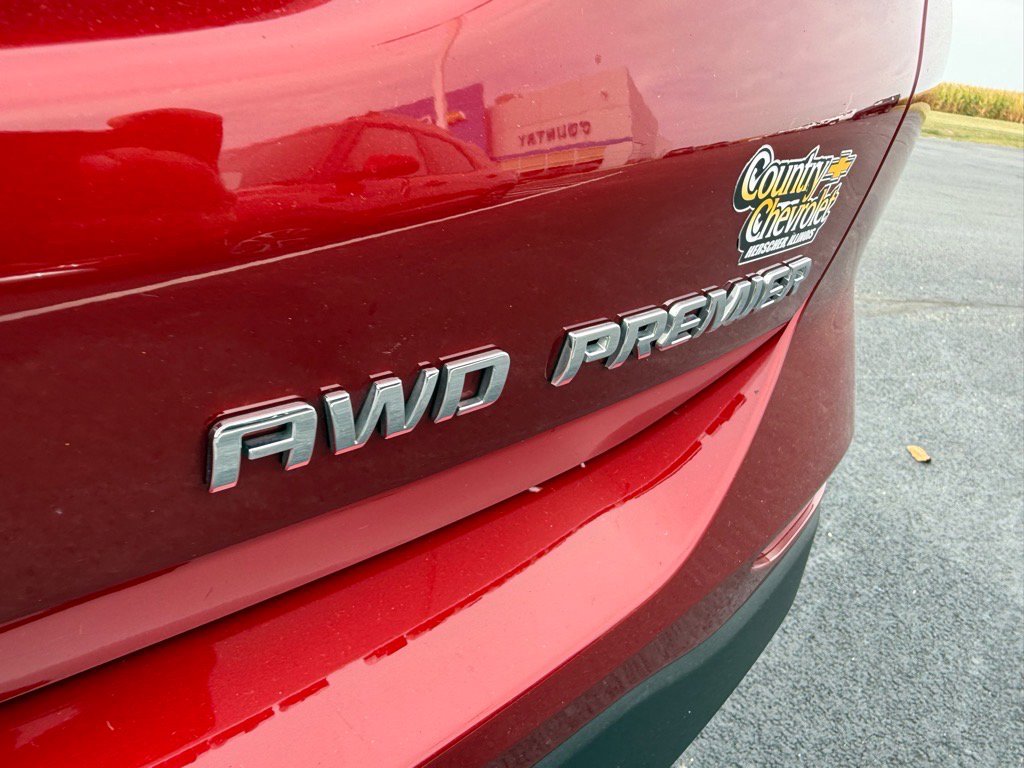 Used 2023 Chevrolet Equinox Premier image 13