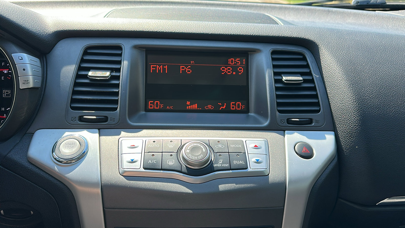 Used 2014 Nissan Murano S image 18