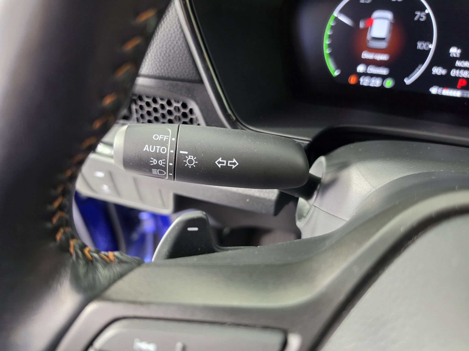Used 2025 Honda CR-V Sport-L image 9