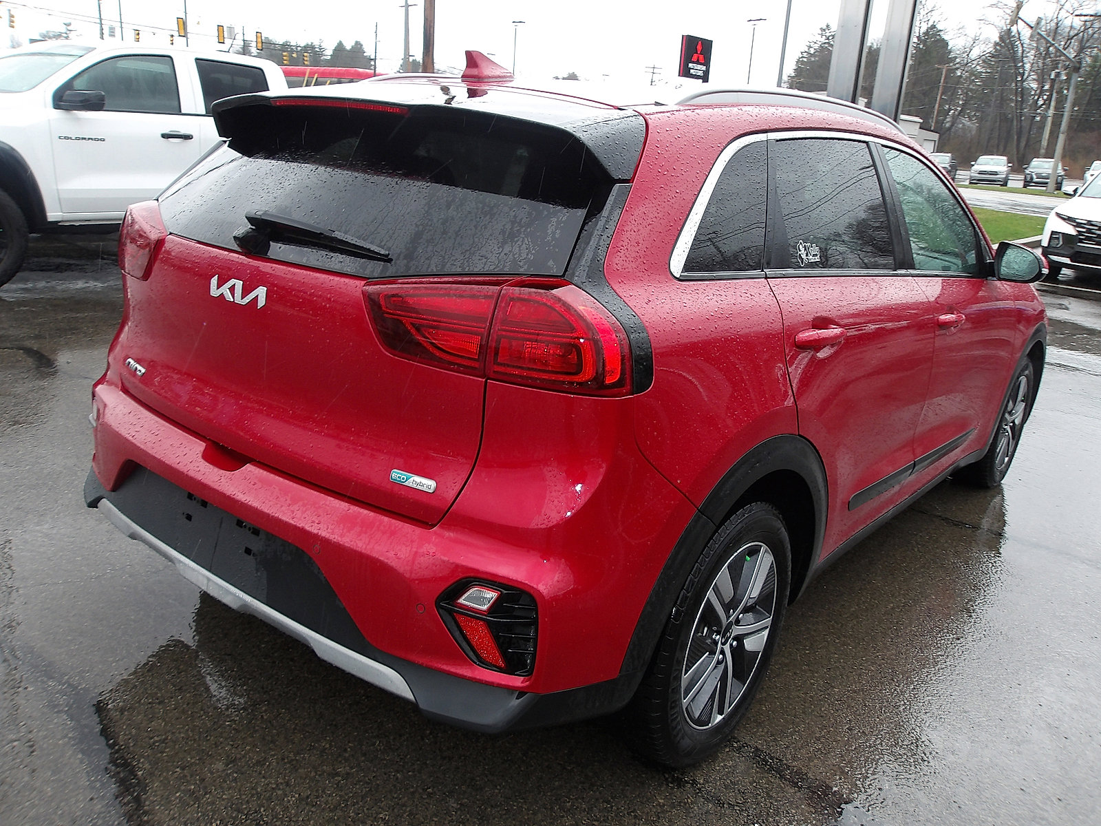 Used 2022 Kia Niro EX Premium FWD image 7