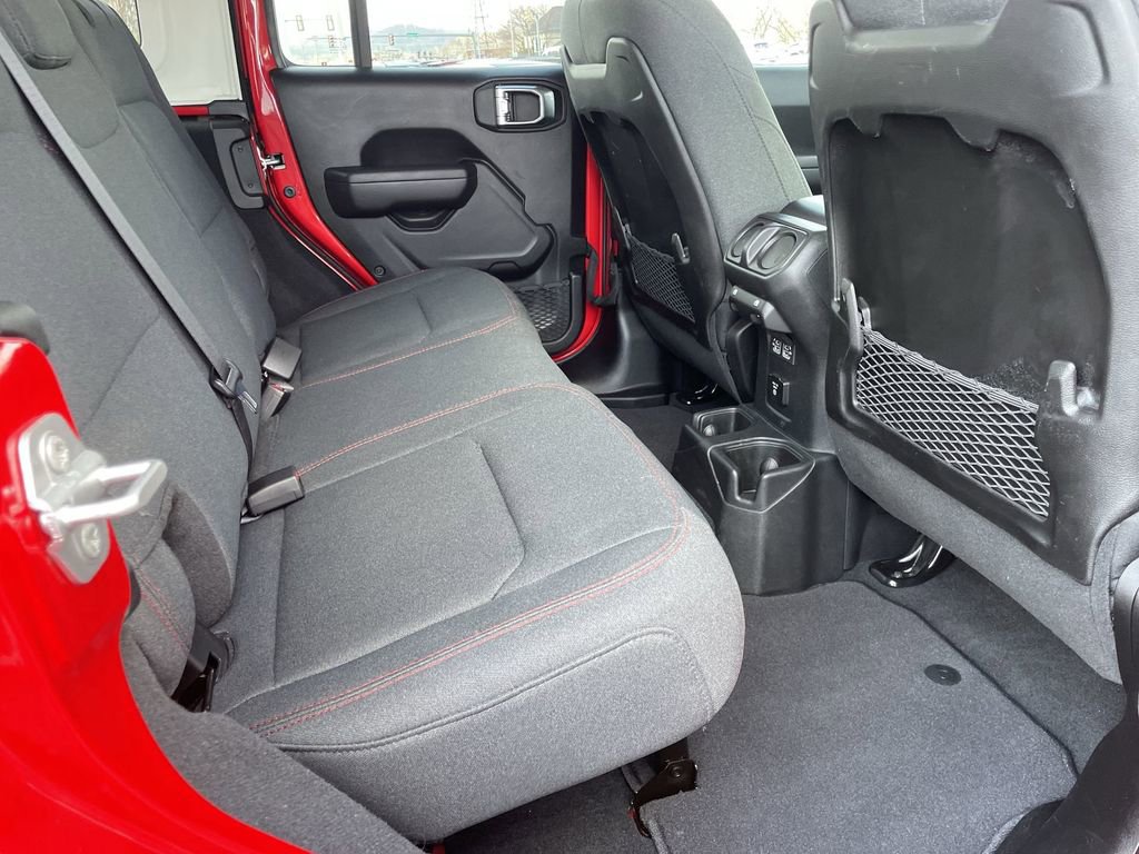 Used 2025 Jeep Wrangler Unlimited Rubicon image 22
