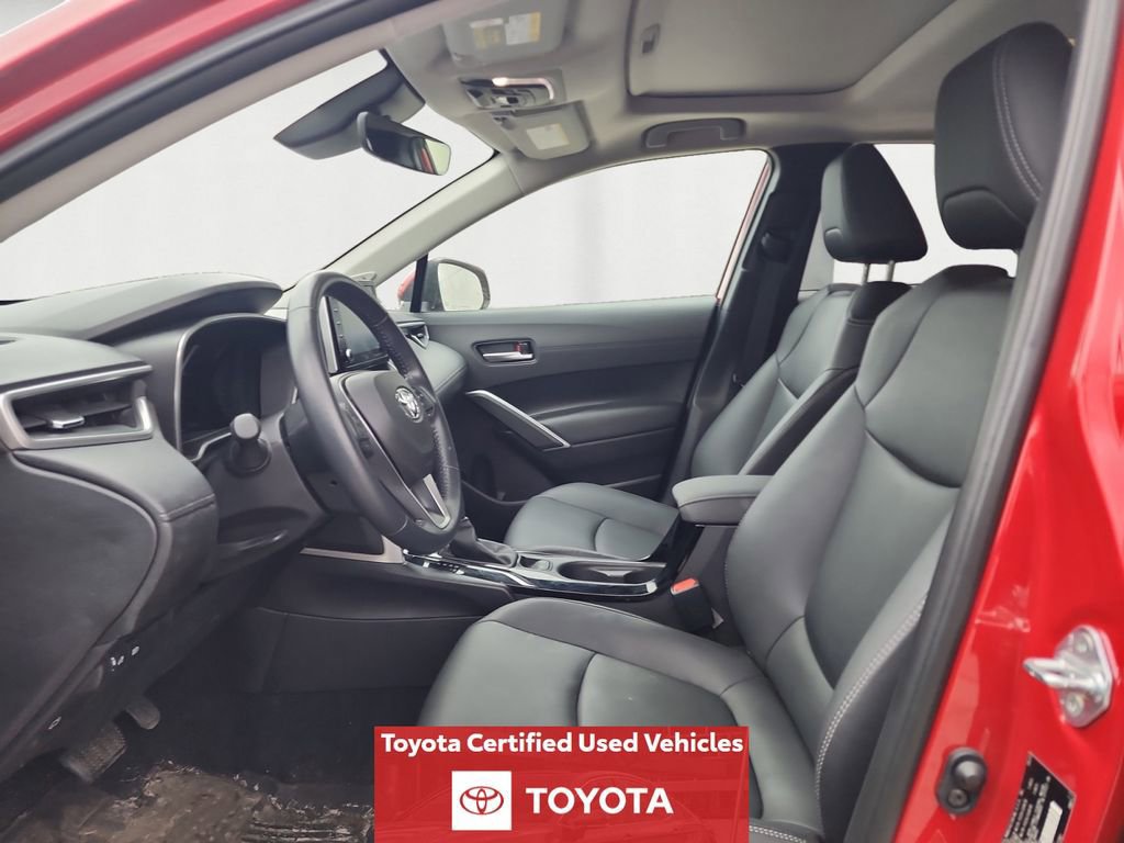 Certified 2022 Toyota Corolla Cross XLE w/ Convenience Package AWD/4WD image 11