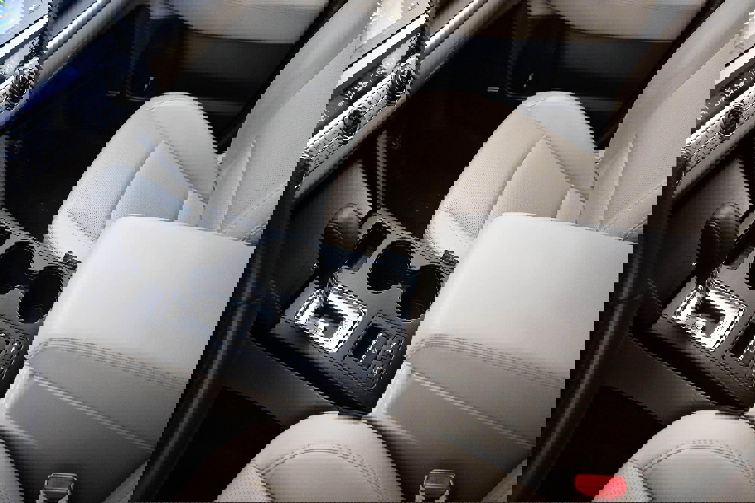 Used 2015 Subaru Outback 2.5i Limited image 17