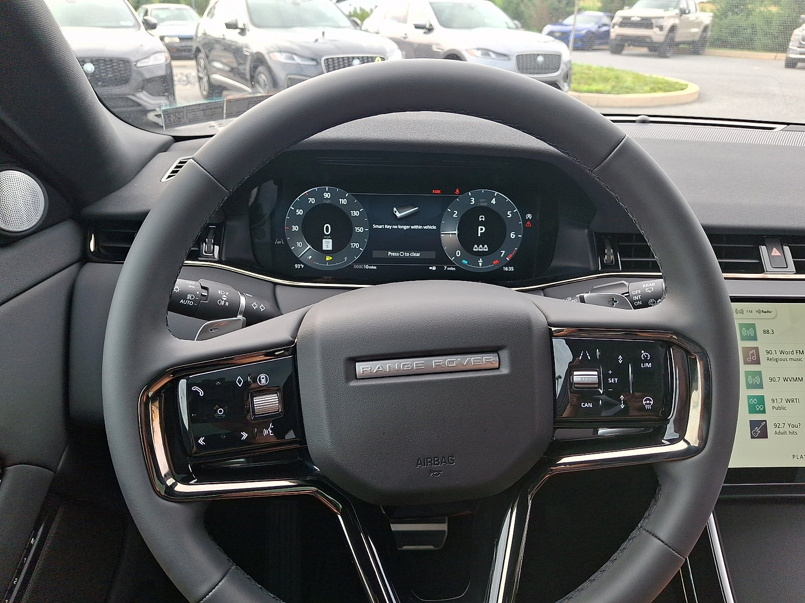 New 2026 Land Rover Range Rover Evoque Hoxton AWD/4WD image 18
