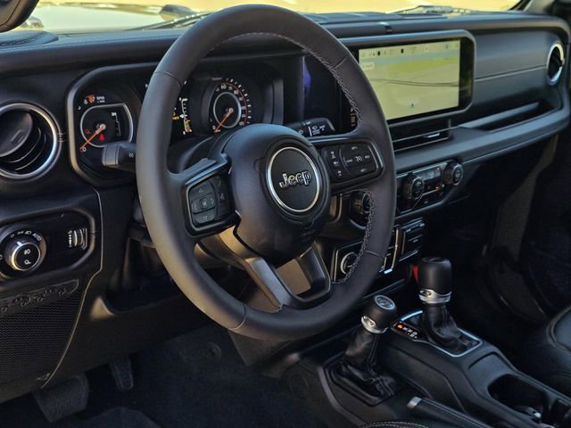 Used 2025 Jeep Gladiator Sport AWD/4WD image 27