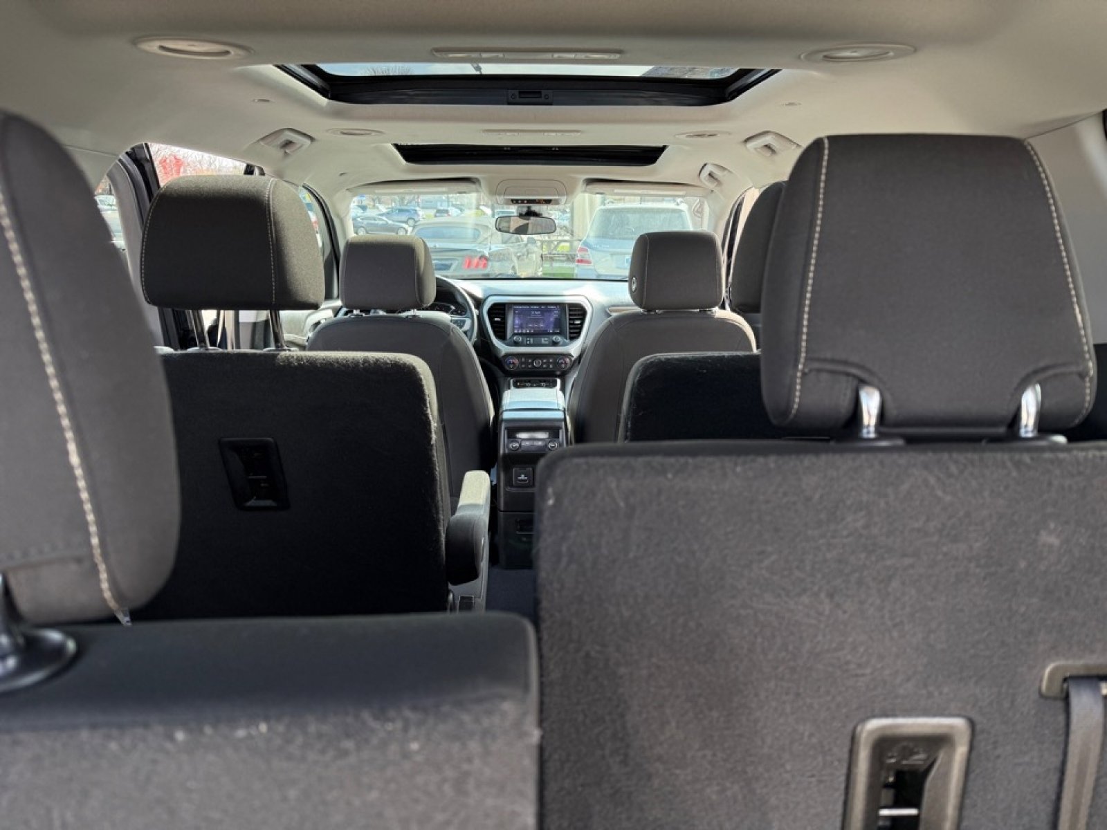 Used 2021 GMC Acadia SLE w/ GMC Pro Grade Package image 16