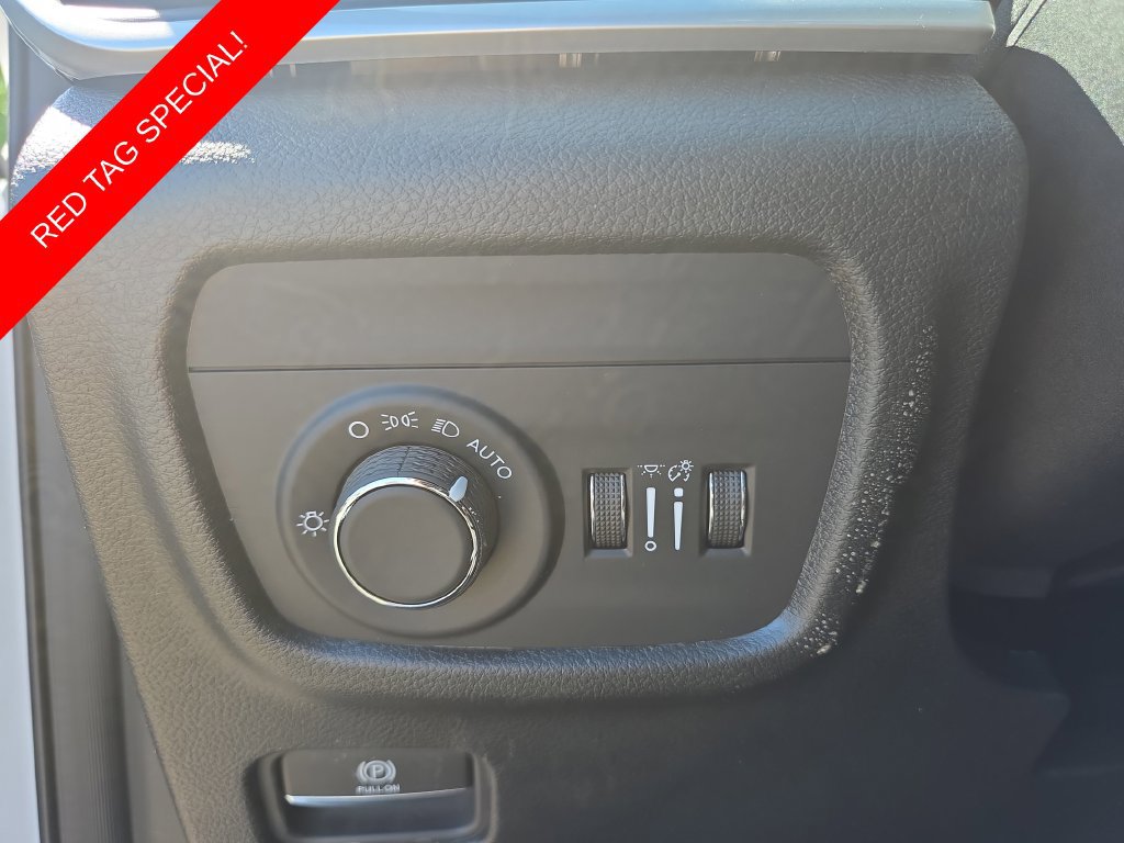 New 2026 Jeep Grand Cherokee Laredo X AWD/4WD image 25