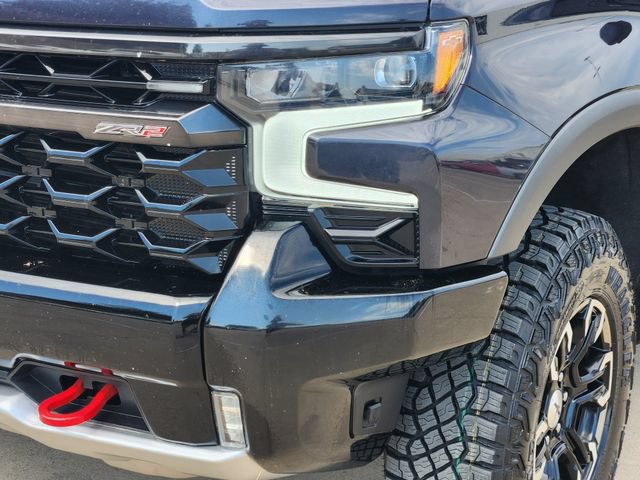 Used 2024 Chevrolet Silverado 1500 ZR2 w/ Technology Package AWD/4WD image 17