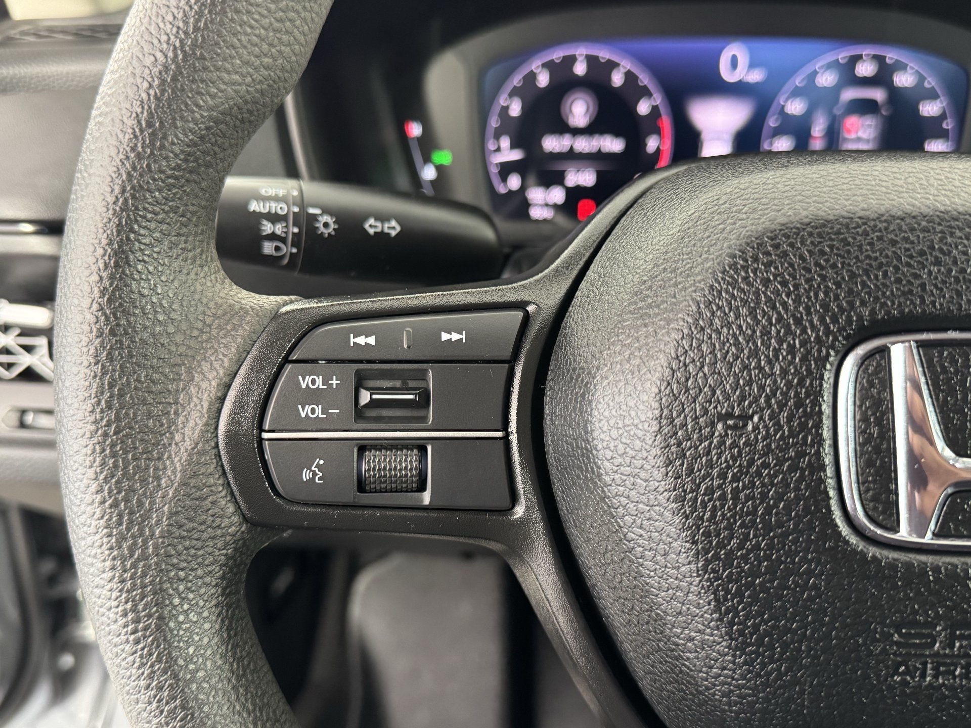 Used 2025 Honda Accord SE image 26
