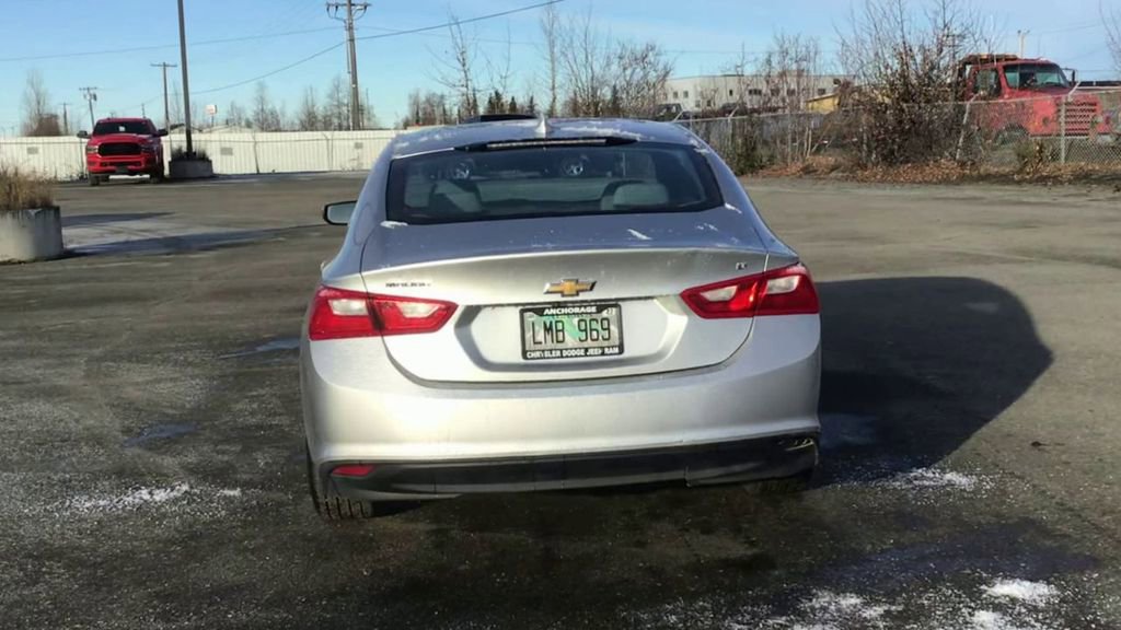 Used 2016 Chevrolet Malibu LT image 7