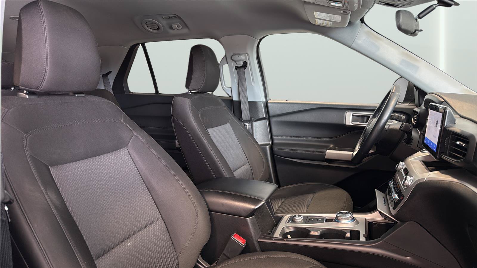 Certified 2023 Ford Explorer XLT AWD/4WD image 15