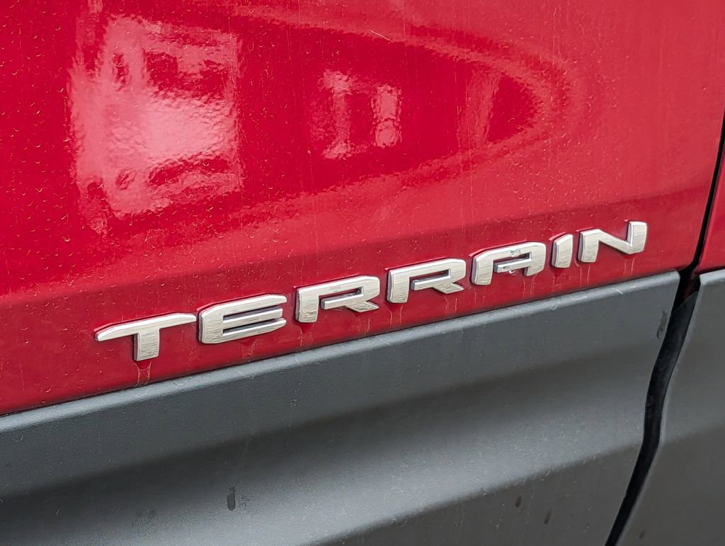 Used 2024 GMC Terrain SLT w/ Infotainment Package II AWD/4WD image 17