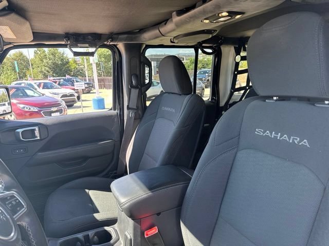 Used 2019 Jeep Wrangler Unlimited Sahara AWD/4WD image 10