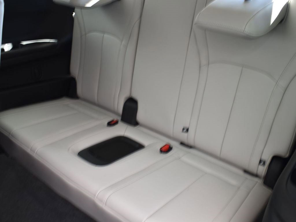 New 2026 INFINITI QX60 Luxe w/ Cargo Package image 15