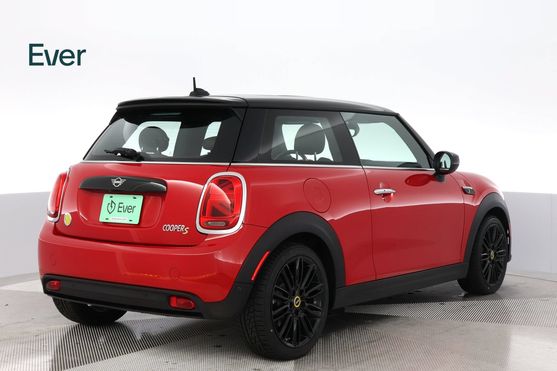 Used 2024 MINI Cooper SE w/ Signature Upholstery Package FWD image 3