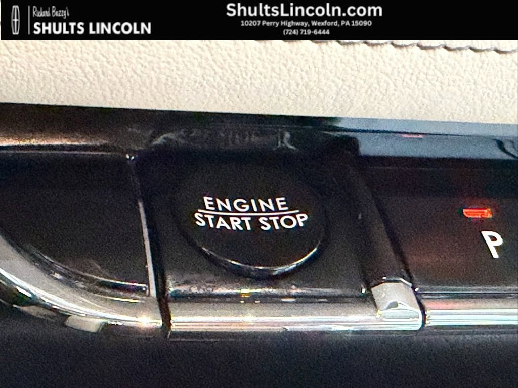 New 2026 Lincoln Aviator AWD image 11